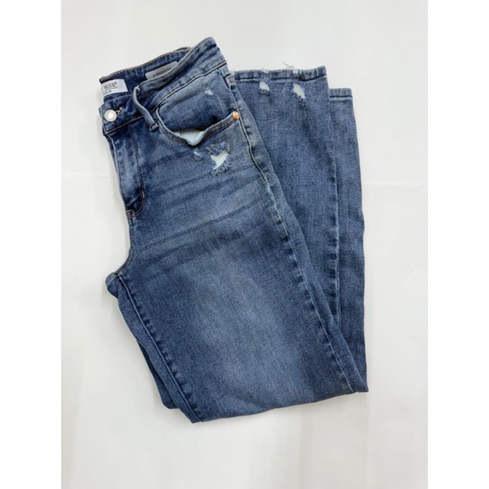 Judy Blue Straight Fit 7/28 Distressed Jeans